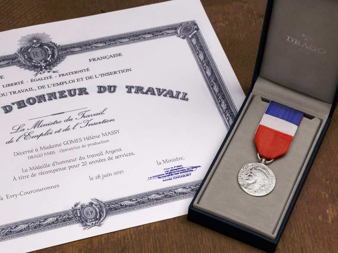 diplôme médaille du travail argent 20 ans