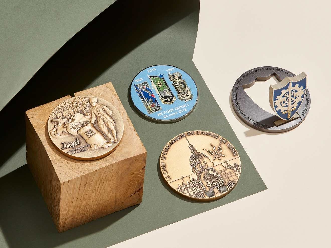 Personalisable medals